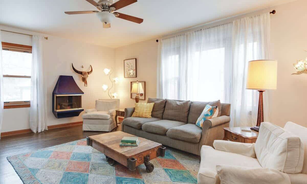 Photo of Livingroom in Kansas City