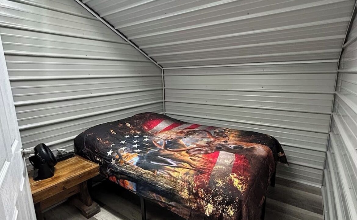 Photo of Bedroom in Crawford County