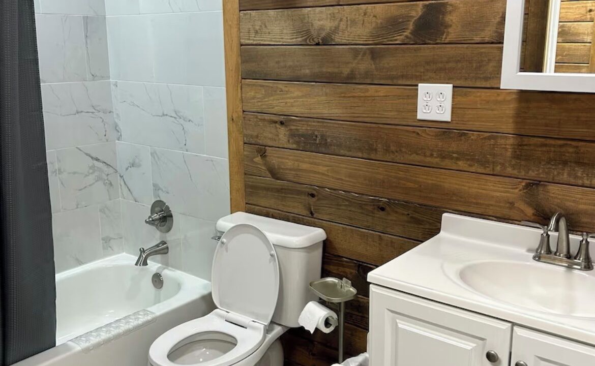 Photo of Bathroom in Crawford County