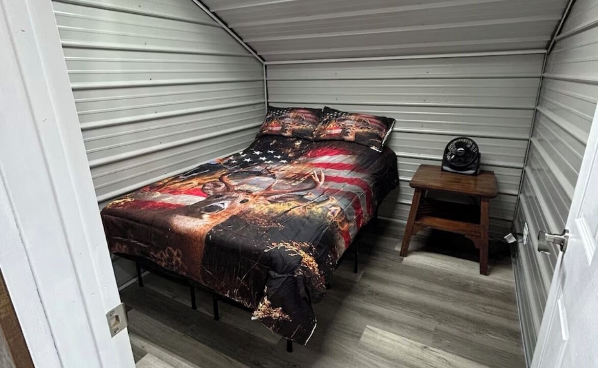 Photo of Bedroom in Crawford County