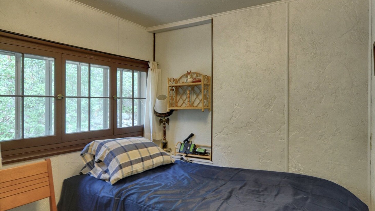 Photo of Bedroom in Drake