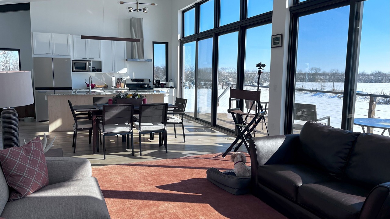 Photo of Livingroom in Burdick