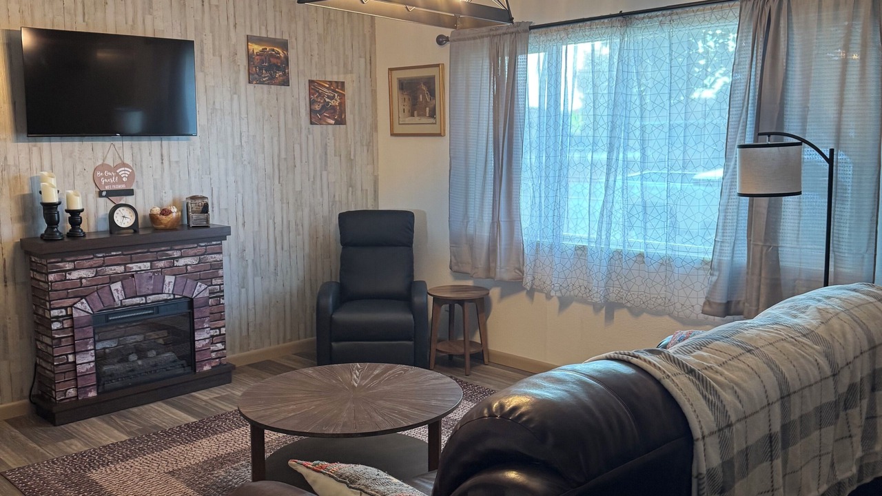 Photo of Livingroom in Vernal