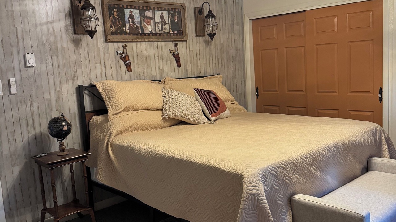 Photo of Bedroom in Vernal