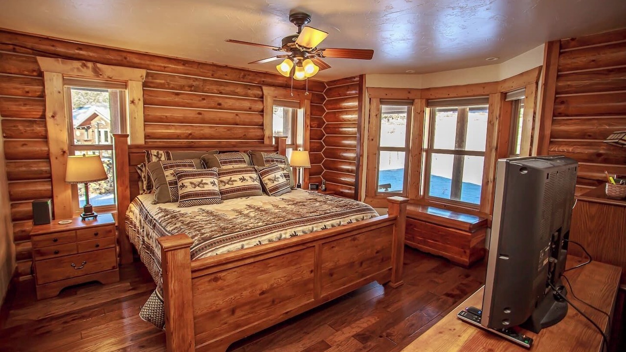 Photo of Bedroom in San Juan River Village