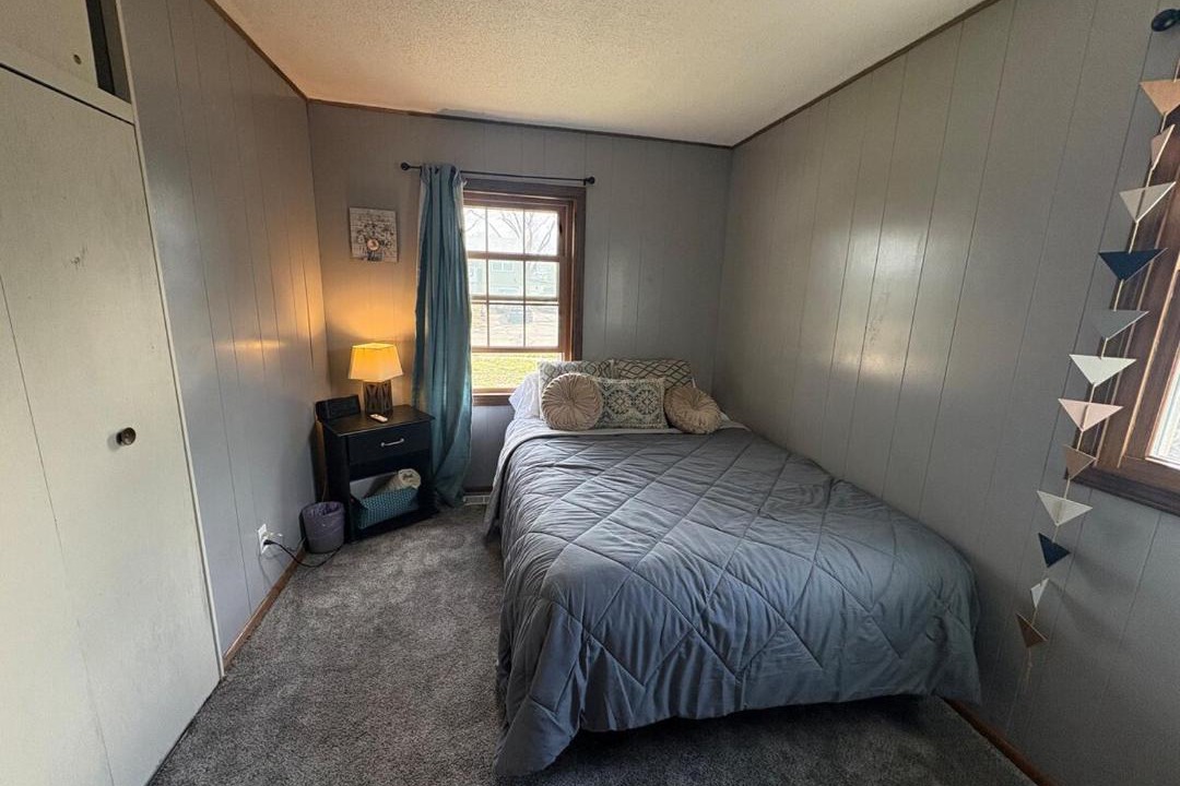 Photo of Bedroom in Pauline