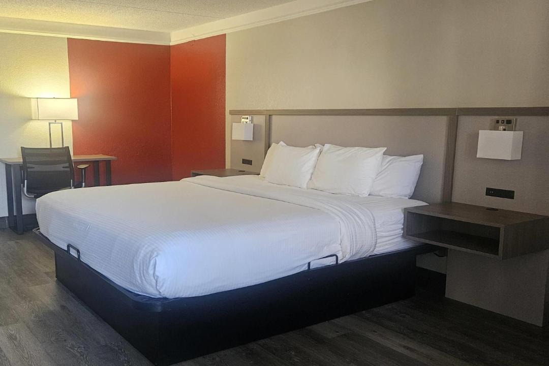 Photo of Bedroom in North Westminster