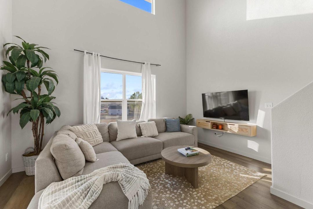 Photo of Livingroom in Pueblo West