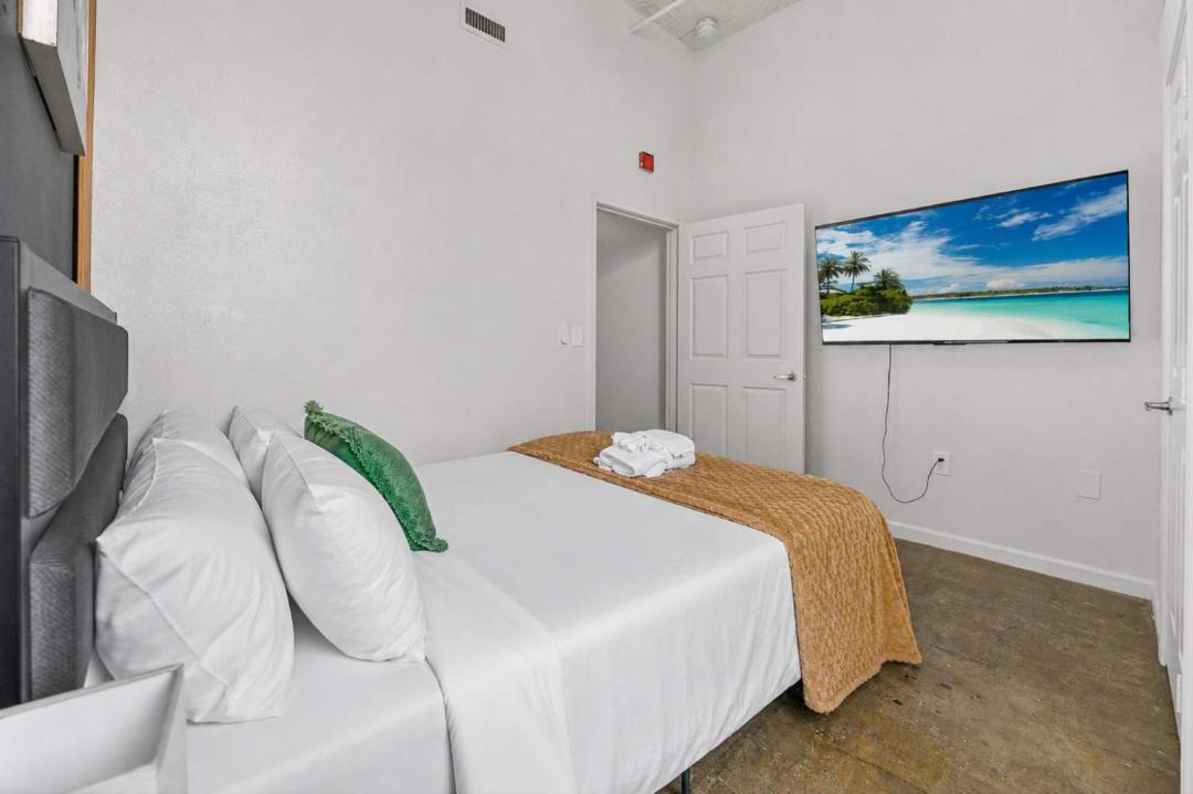 Photo of Bedroom in River Market