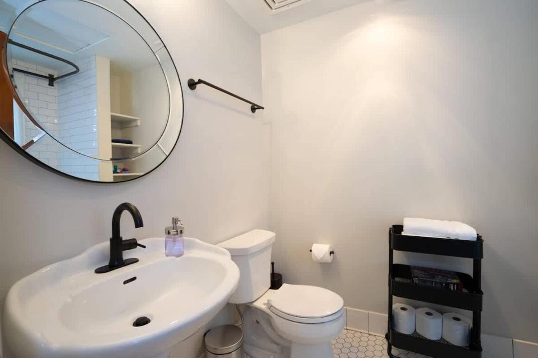 Photo of Bathroom in Five Points