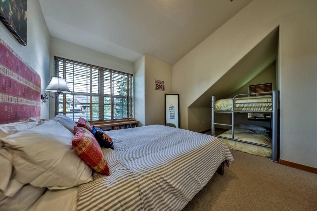Photo of Bedroom in Pole Creek