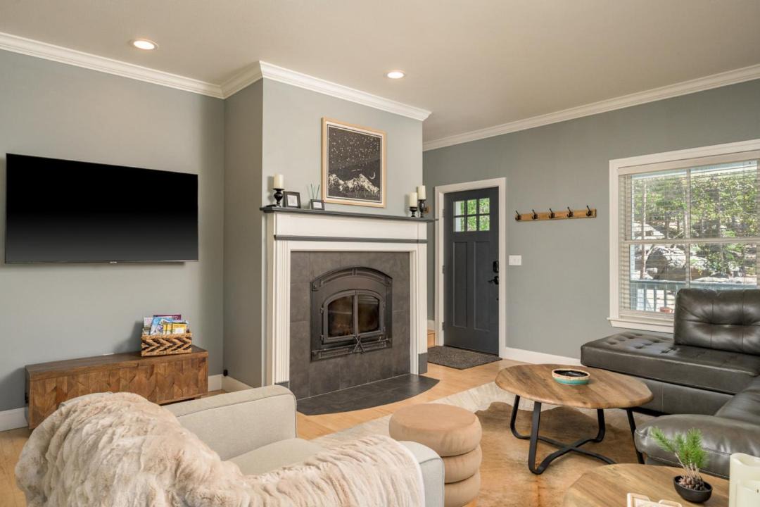 Photo of Livingroom in Black Hawk