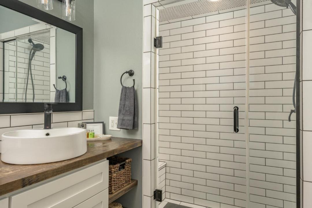 Photo of Bathroom in Black Hawk