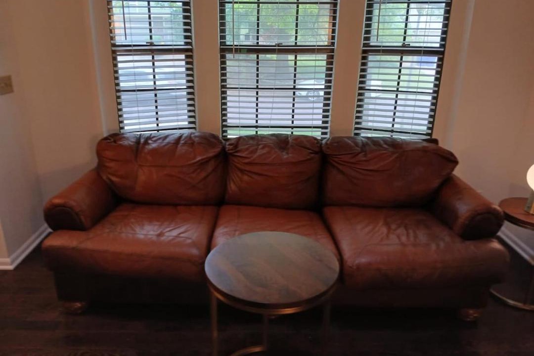 Photo of Livingroom in Overland Park