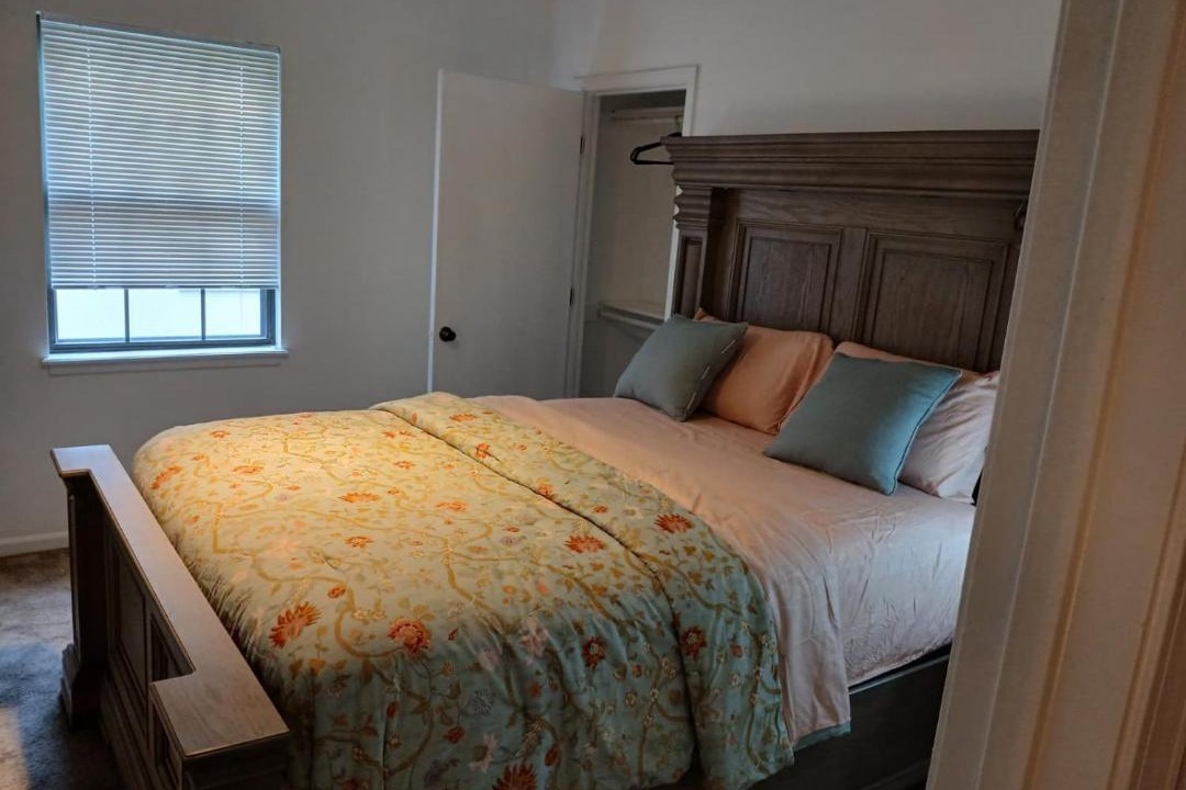 Photo of Bedroom in Overland Park