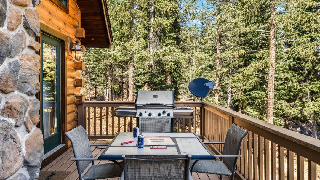 Photo of Patio Balcony in Quandary Village