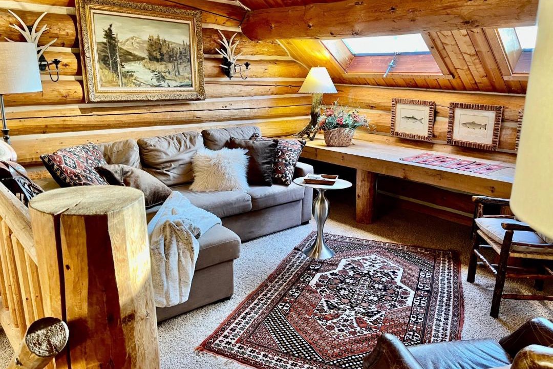 Photo of Livingroom in Sundance