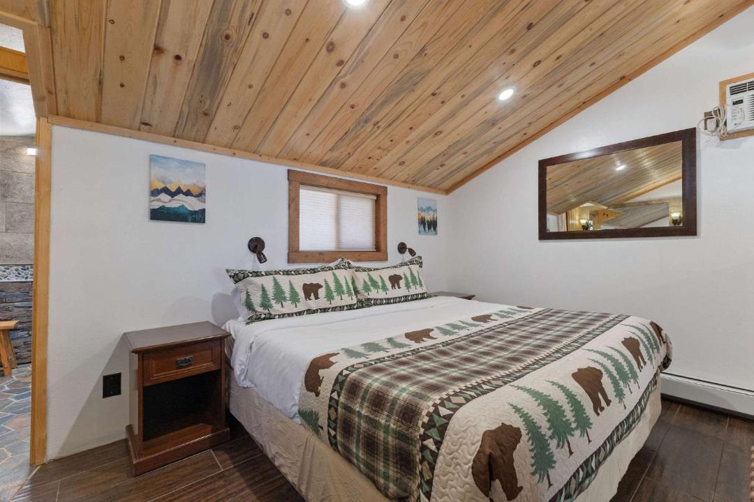 Photo of Bedroom in Estes Park