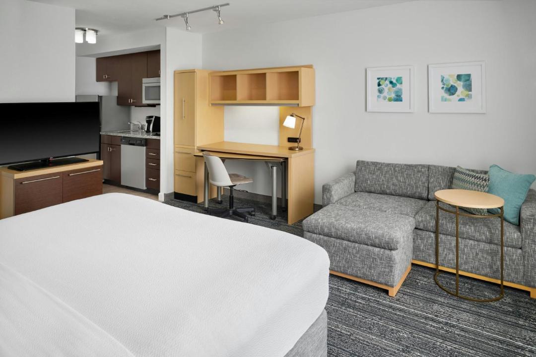 Photo of Bedroom in Lawrence