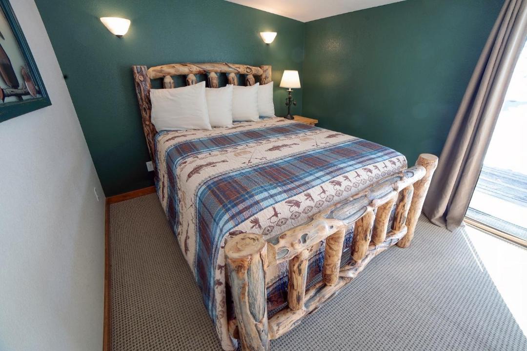 Photo of Bedroom in Estes Park