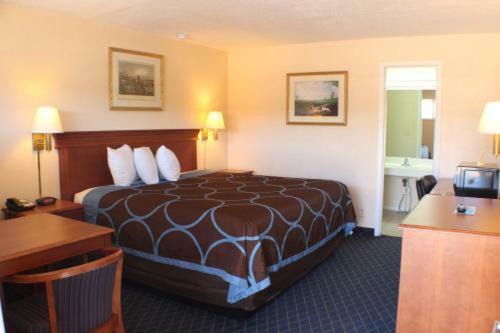 Photo of Bedroom in Pratt