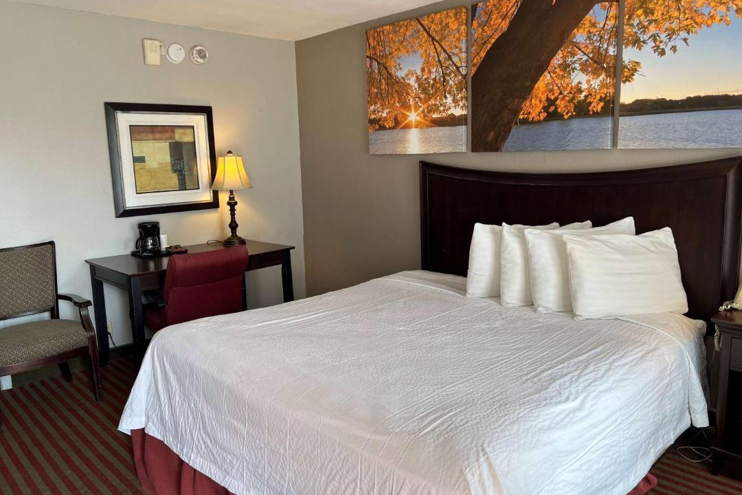 Photo of Bedroom in Pittsburg