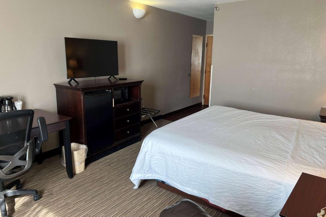 Photo of Bedroom in Pittsburg