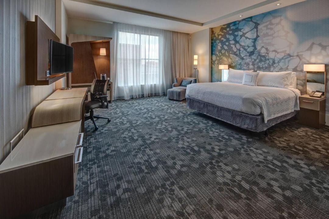 Photo of Bedroom in Crossroads Arts District
