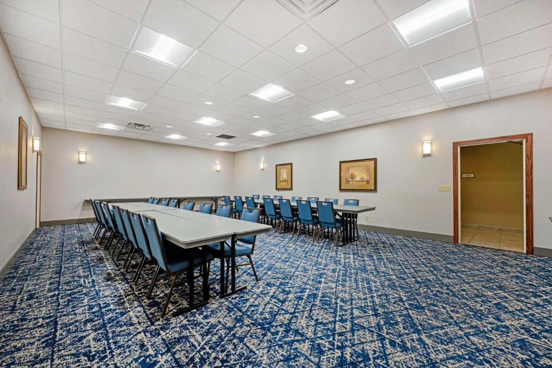 Photo of Others in Kearney