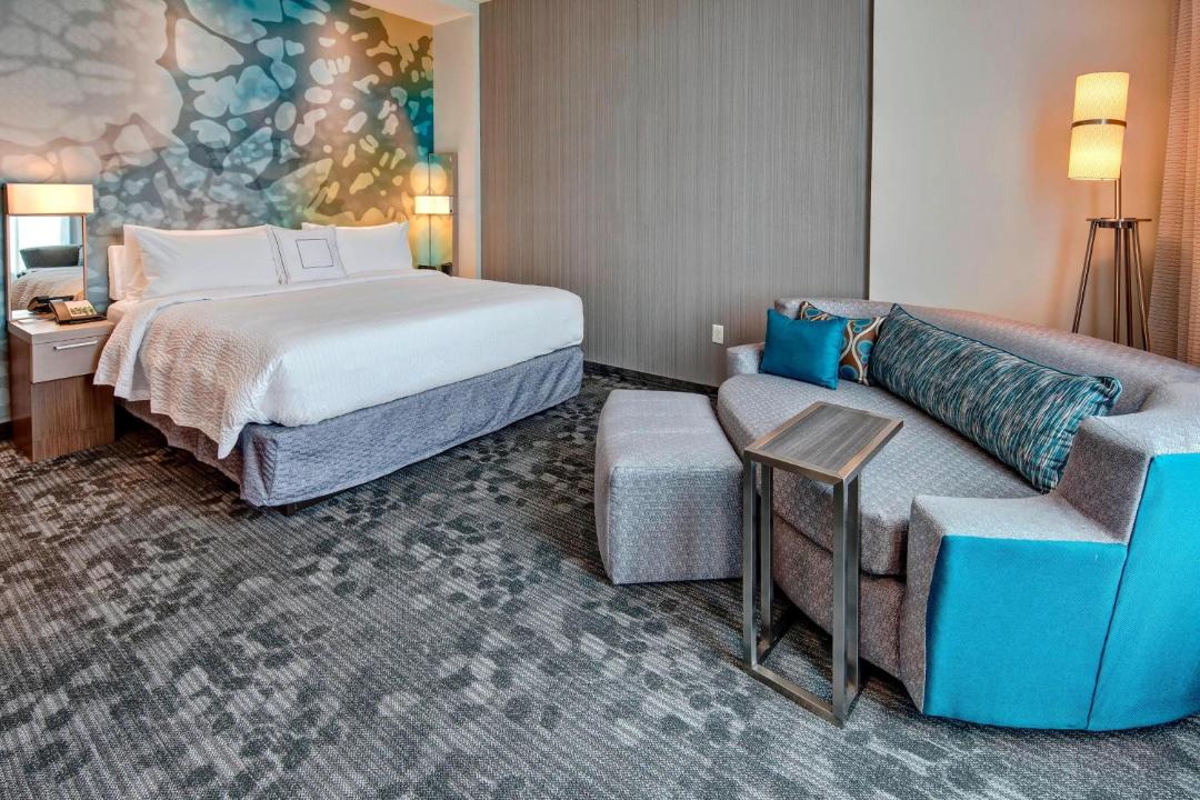 Photo of Bedroom in Crossroads Arts District
