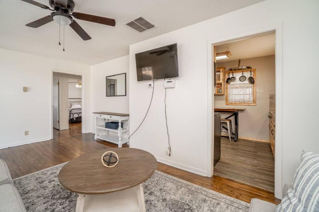 Photo of Livingroom in Wichita
