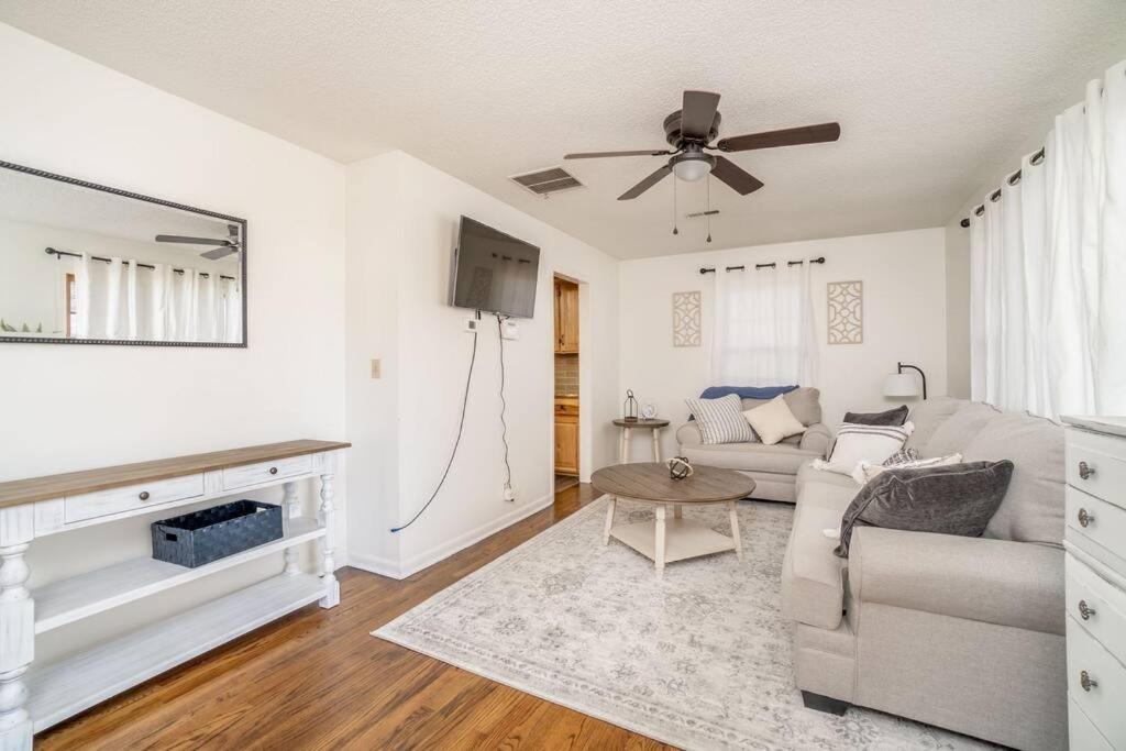 Photo of Livingroom in Wichita