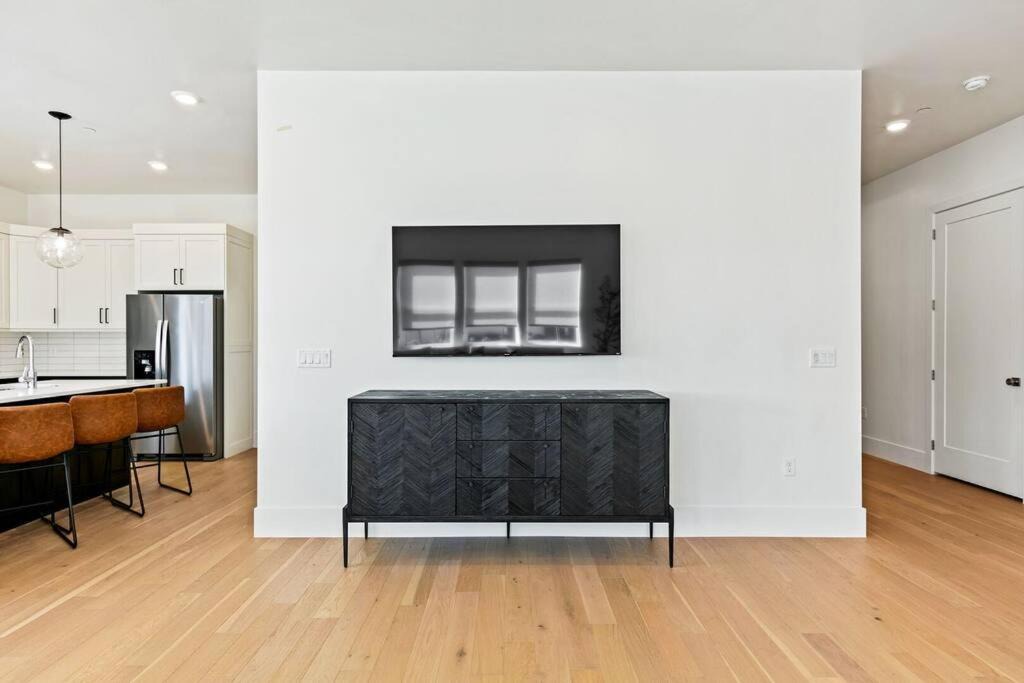 Photo of Livingroom in Bloomington