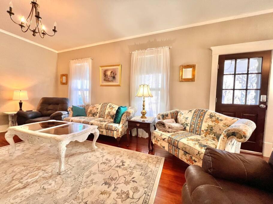 Photo of Livingroom in El Reno