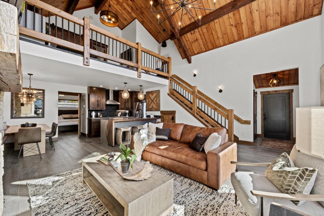 Photo of Livingroom in Estes Park
