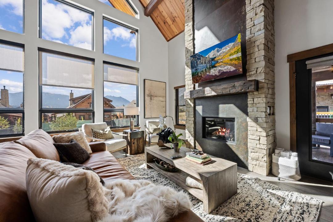 Photo of Livingroom in Estes Park