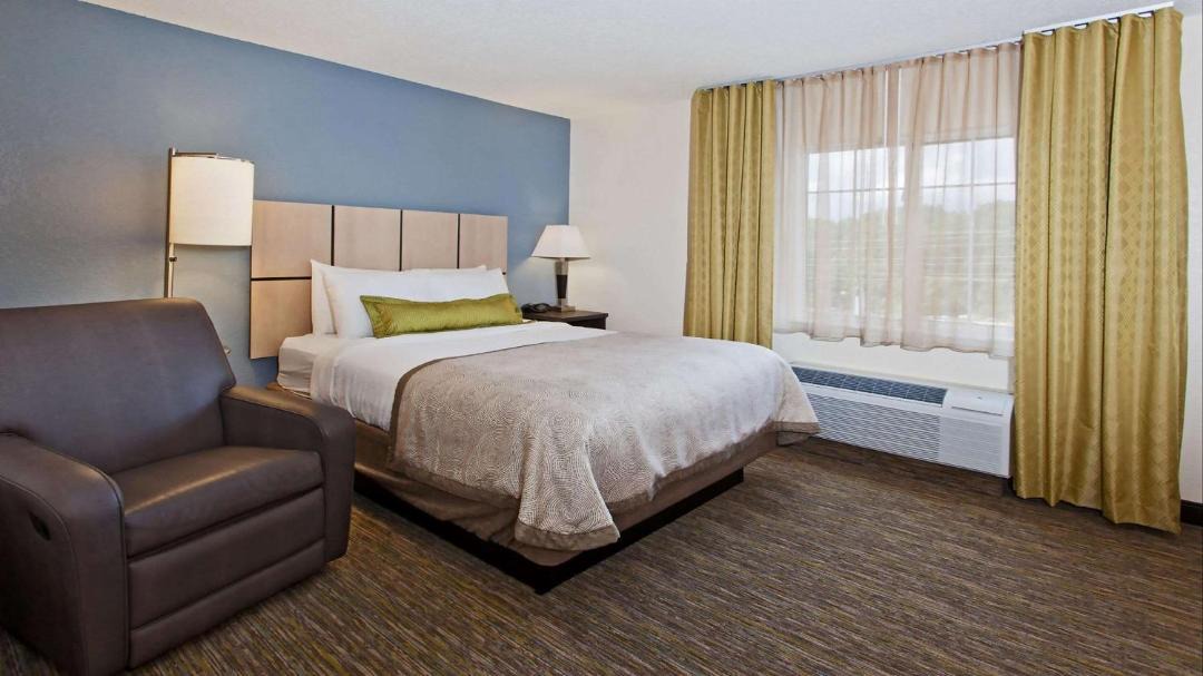 Photo of Bedroom in Overland Park