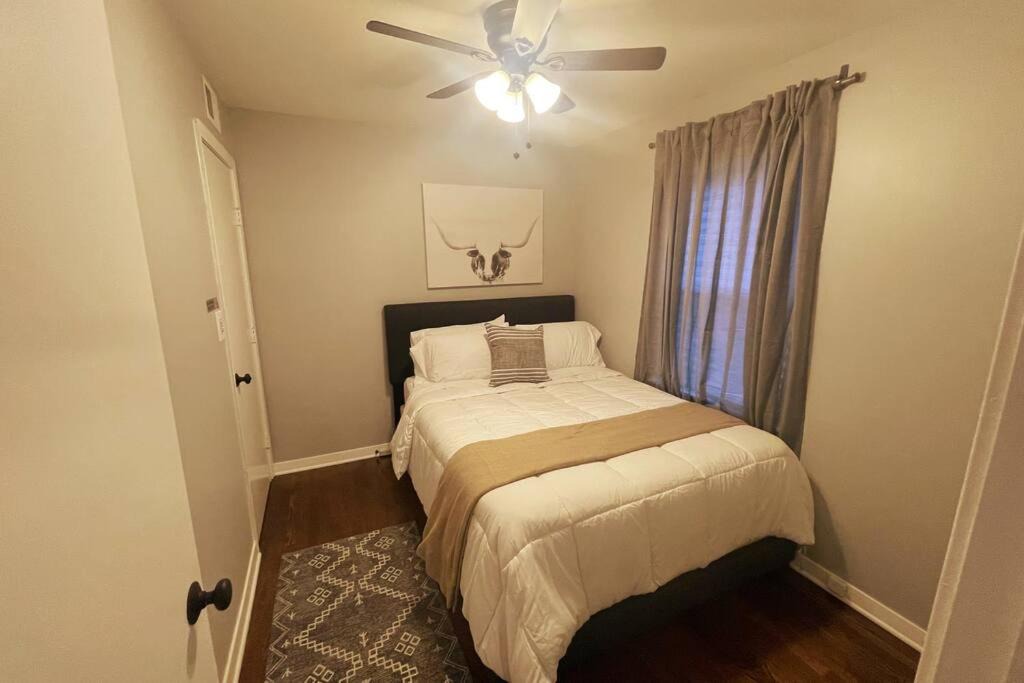 Photo of Bedroom in Overland Park