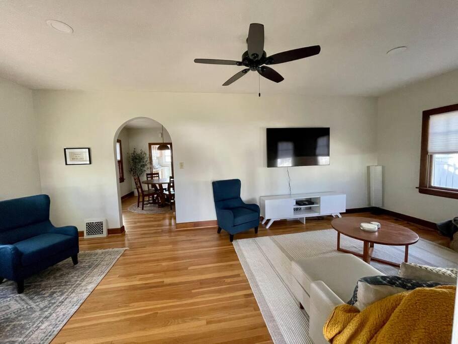 Photo of Livingroom in Great Bend