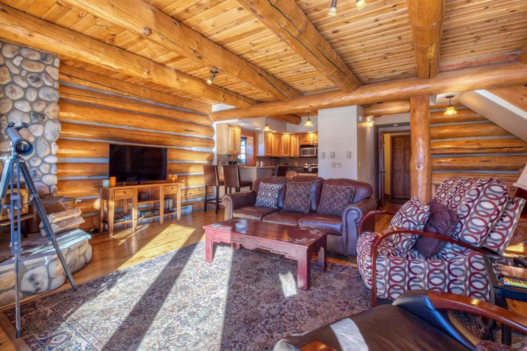 Photo of Livingroom in Woodmoor
