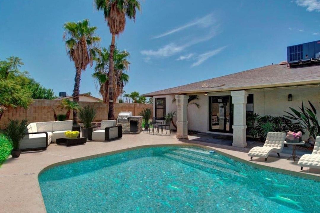 Photo of Others in Paradise Valley Village