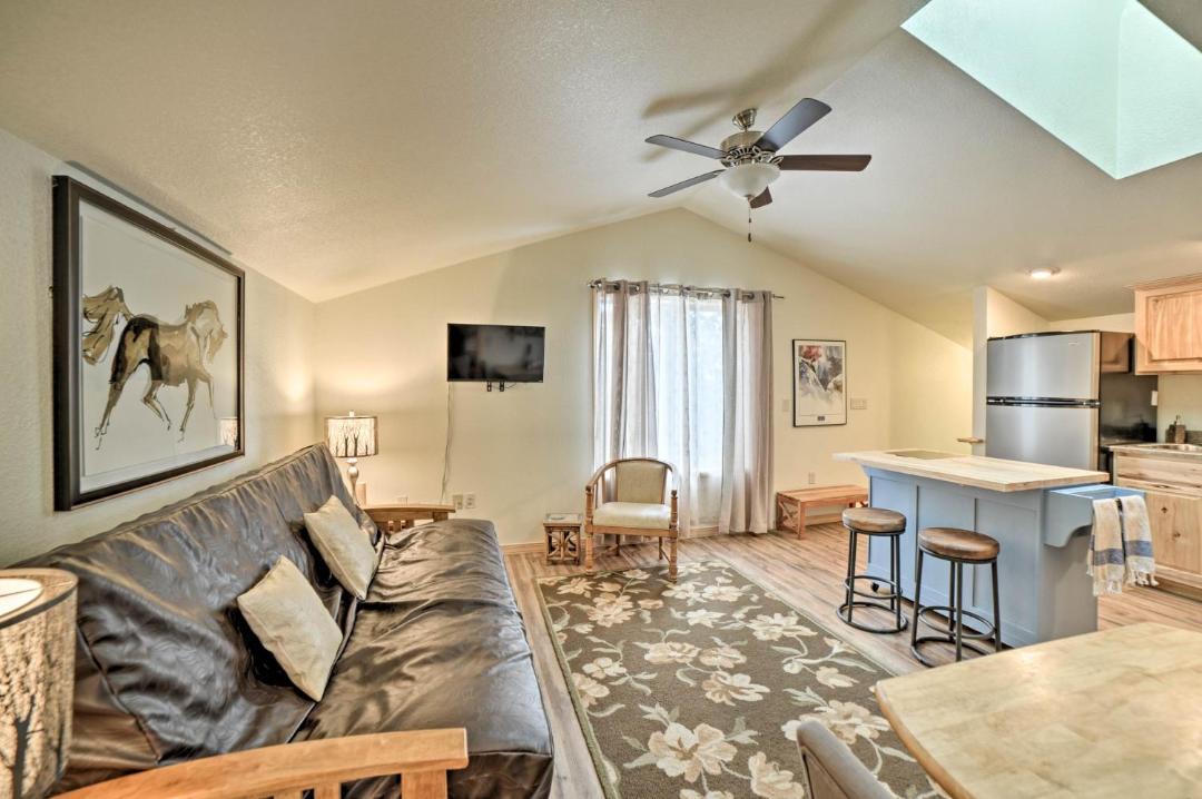 Photo of Livingroom in San Juan River Village