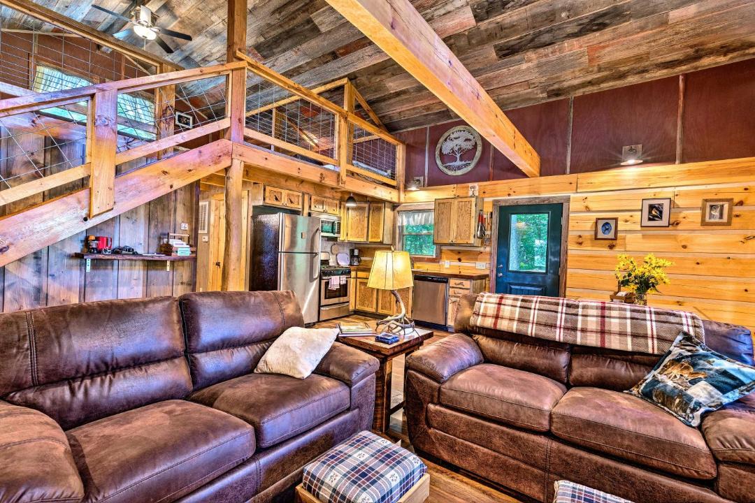 Photo of Livingroom in Elmdale
