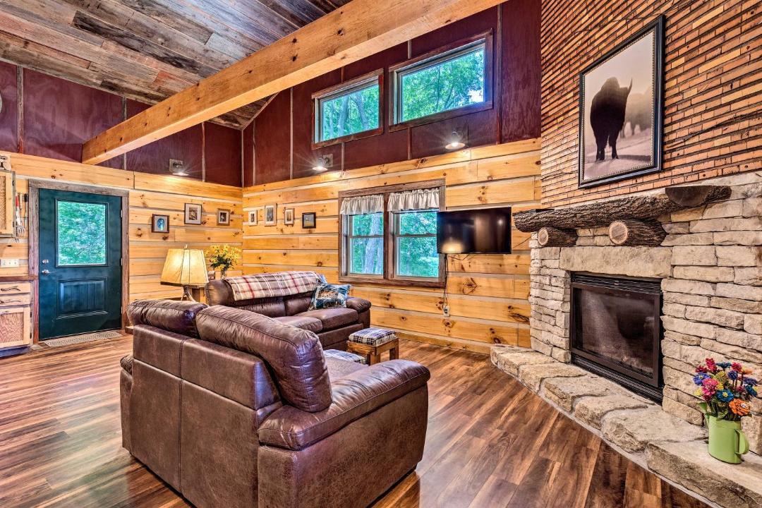 Photo of Livingroom in Elmdale