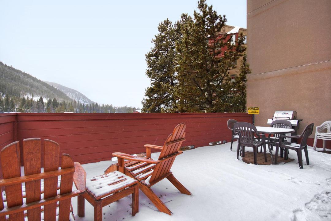 Photo of Patio Balcony in Lakeside Village