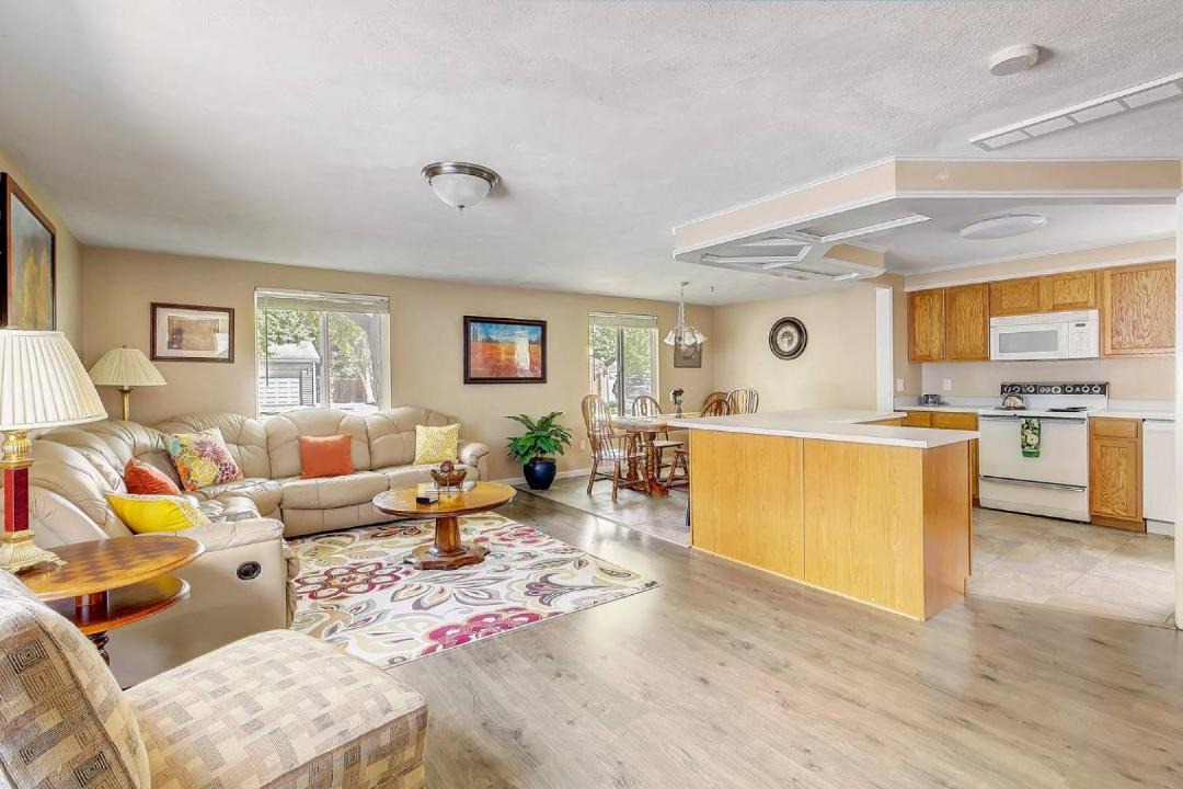 Photo of Livingroom in Trendwood and Frankline Square