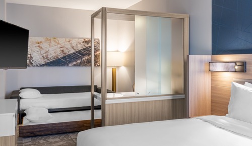 Suite, Multiple Beds, Hearing Accessible