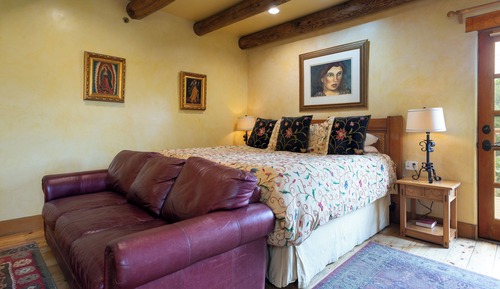 Deluxe King - Spanish Colonial