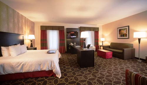 Suite, 1 King Bed