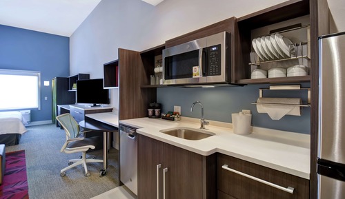 Studio Suite, 1 King Bed, Non Smoking